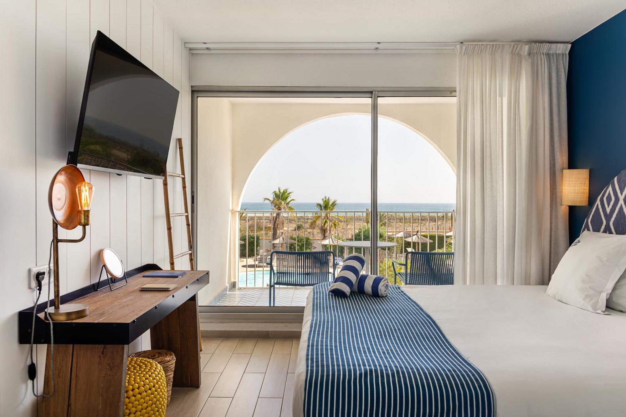 Les Bulles De Mer - Hotel & Spa Sur La Plage Saint-Cyprien  Esterno foto