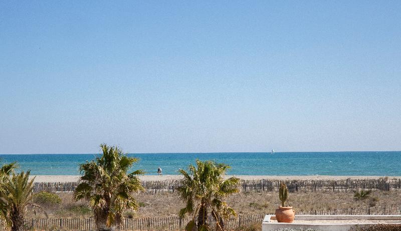 Les Bulles De Mer - Hotel & Spa Sur La Plage Saint-Cyprien  Esterno foto